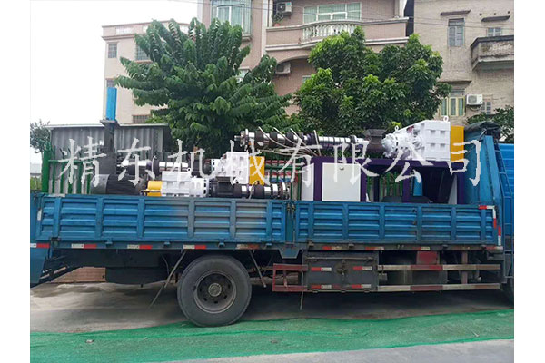 PVC造粒机出货啦！精东塑机提前祝新老客户中秋快乐！
